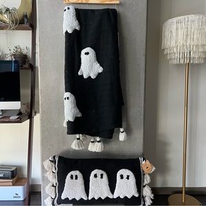 Rachel Zoe Ghost Blanket & Sweet Street Decorative Ghost Pillow Set - TikTok